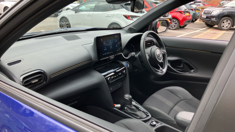 Toyota Yaris Cross 1.5 Hybrid Dynamic AWD 5dr CVT Hybrid Estate